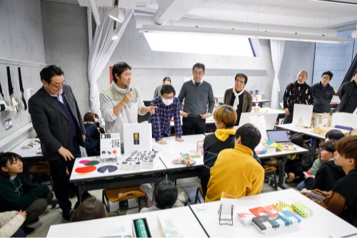 Thumbnail [100%x225]